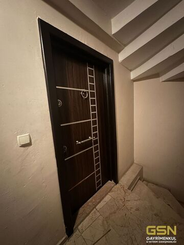 15-ÇAYIROVA ATATÜRK MAH. MUAMMER AKSOY CADDESİN'DE 2+1 ÜST DUBLEKS